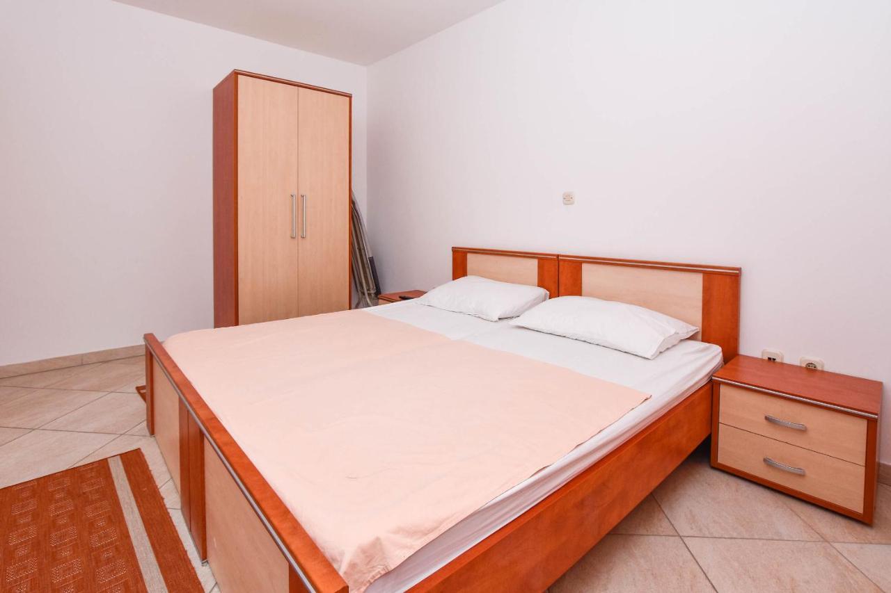 Apartment Jaspis Biograd Na Moru Exteriör bild