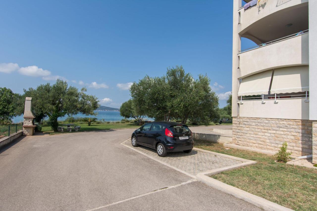 Apartment Jaspis Biograd Na Moru Exteriör bild